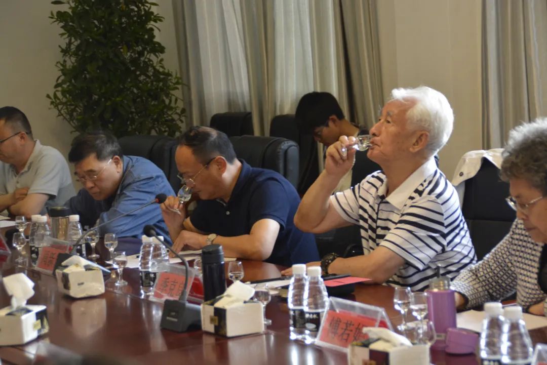 人民小酒和人民好酒,人民小酒的优势