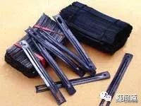 鞋子是用哪些材料做的呢,鞋子是用什么制造的