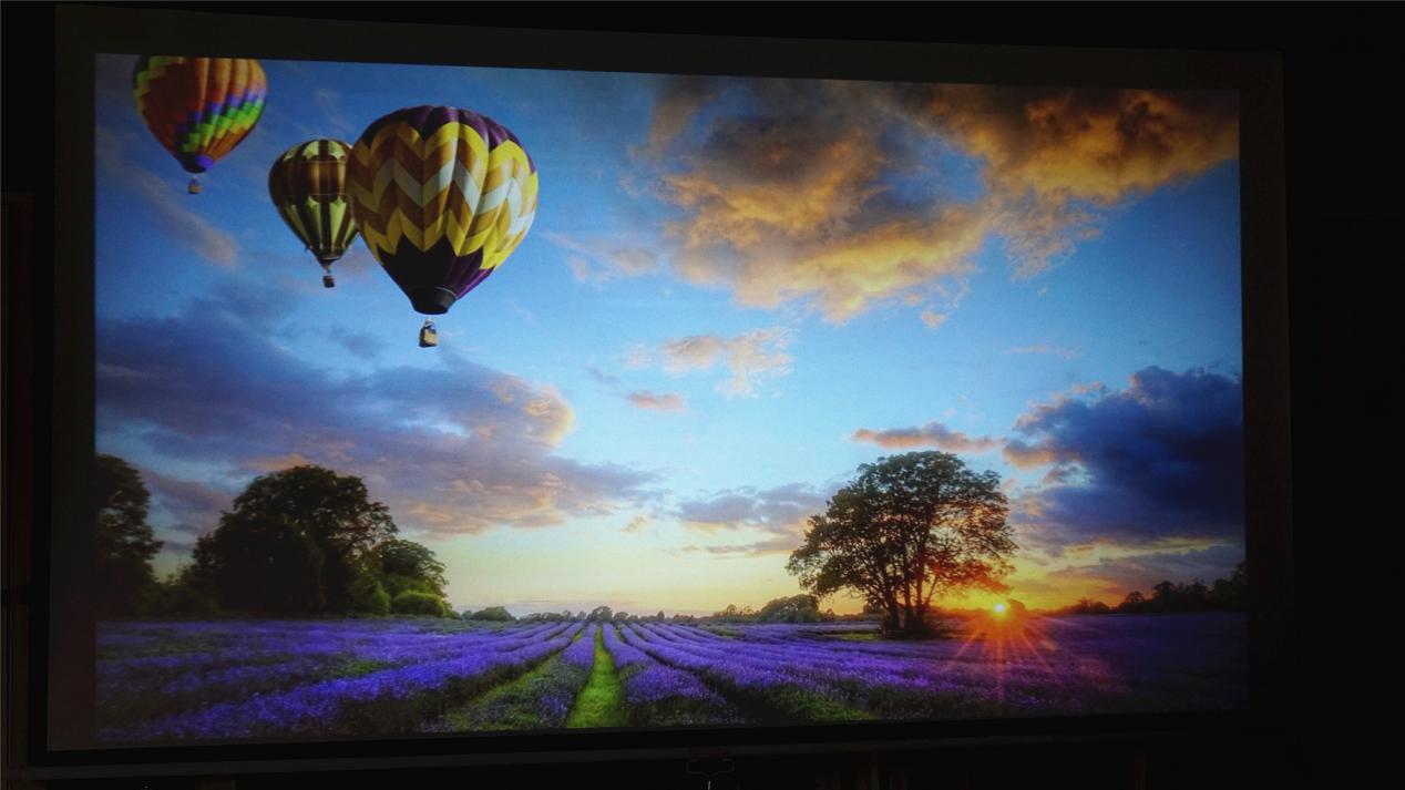 轰天炮投影仪a1ws投影效果怎么样,轰天炮智能投影