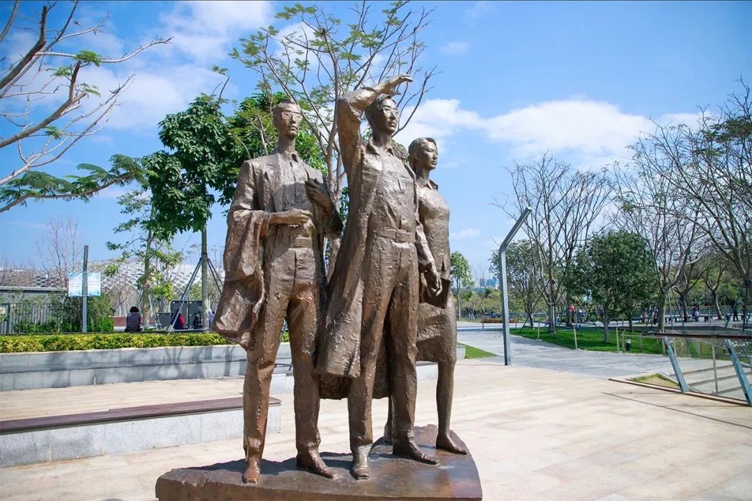 深圳看海去哪里比较好,深圳出地铁就看海的地方是哪里