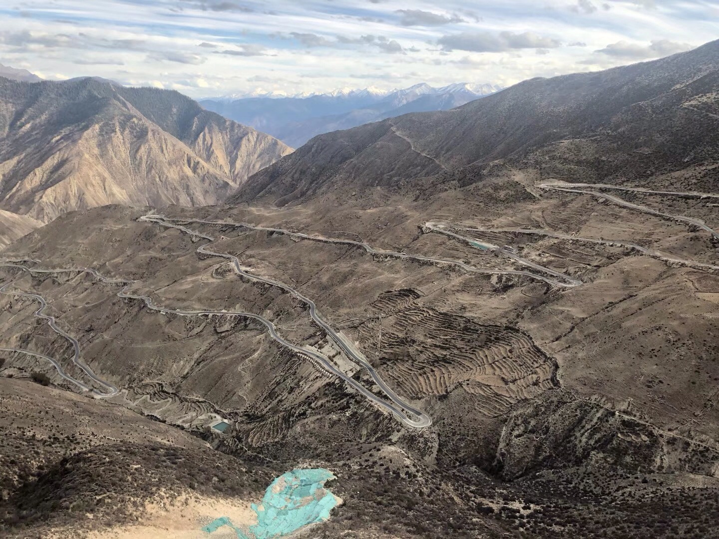 成都陆地巡洋舰租车价格,成都租车陆地巡洋