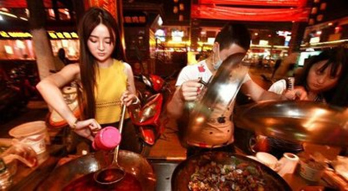 2022年过年摆地摊什么商品赚钱,摆地摊赚钱的最佳方法