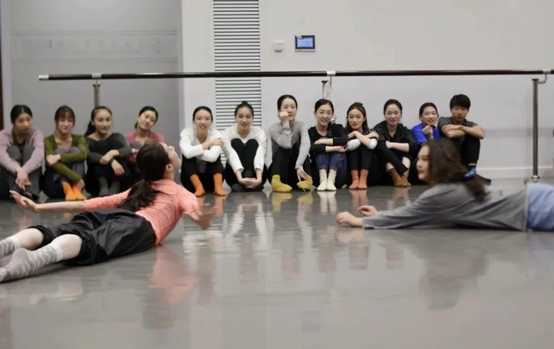 林志炫参加歌舞,林志炫歌手伴舞