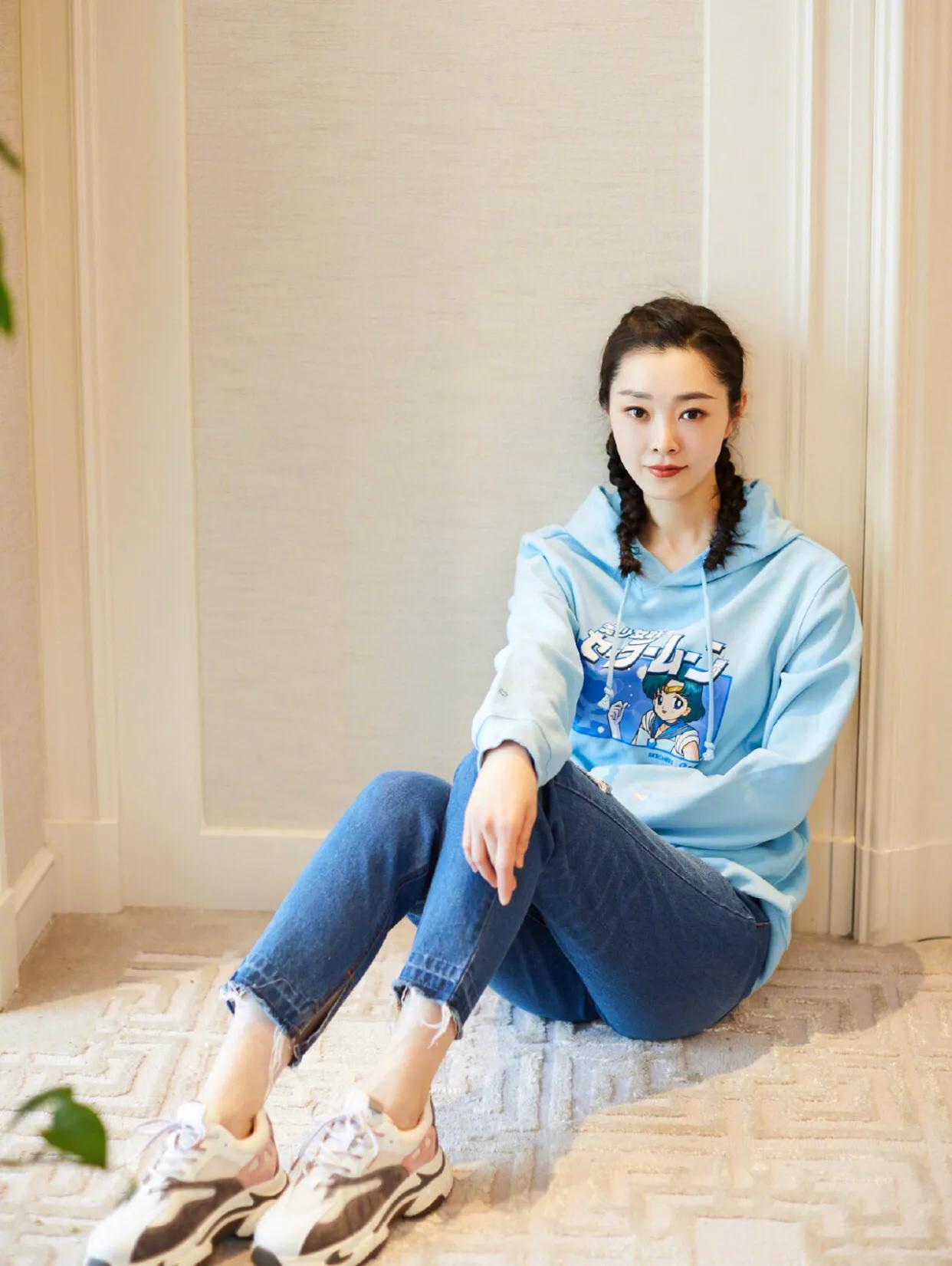 宋轶同款双马尾麻花辫,宋轶时尚穿搭可爱风减龄