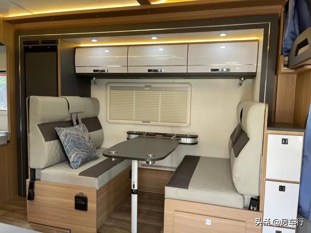 新款依维柯四驱6座,依维柯四驱六座新款