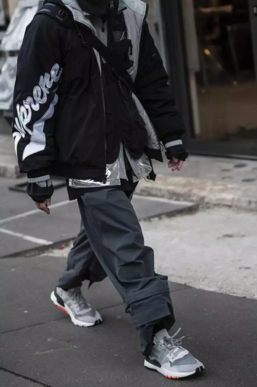 为什么3m反光材质好,3m反光材质是什么材质