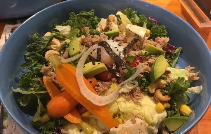 今天愉快地减肥了吗，为你送上魔都“吃草”地图！