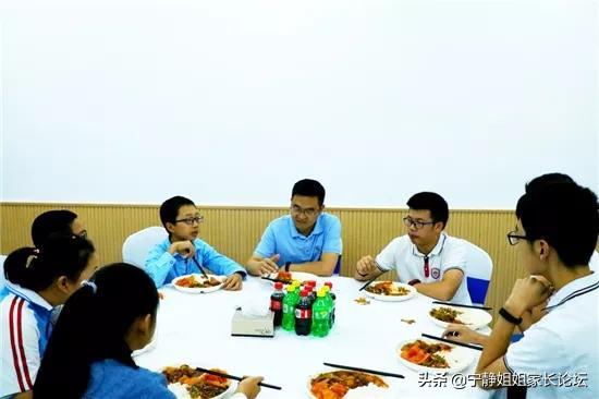 北二外成都附中怎样才能进,北二外成都附中探校