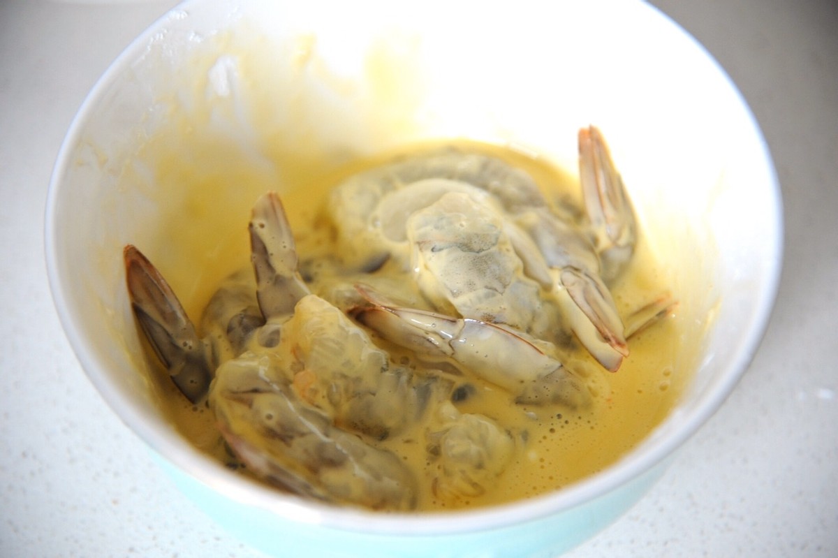 宫保鸡丁家常做法鲜美入味,虾仁煎鸡蛋宫保鸡丁家常做法