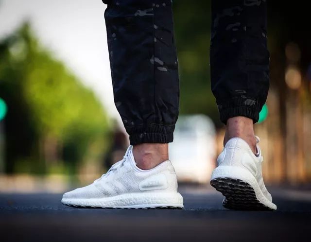 秋冬款adidas4d,adidas跑步鞋四年级