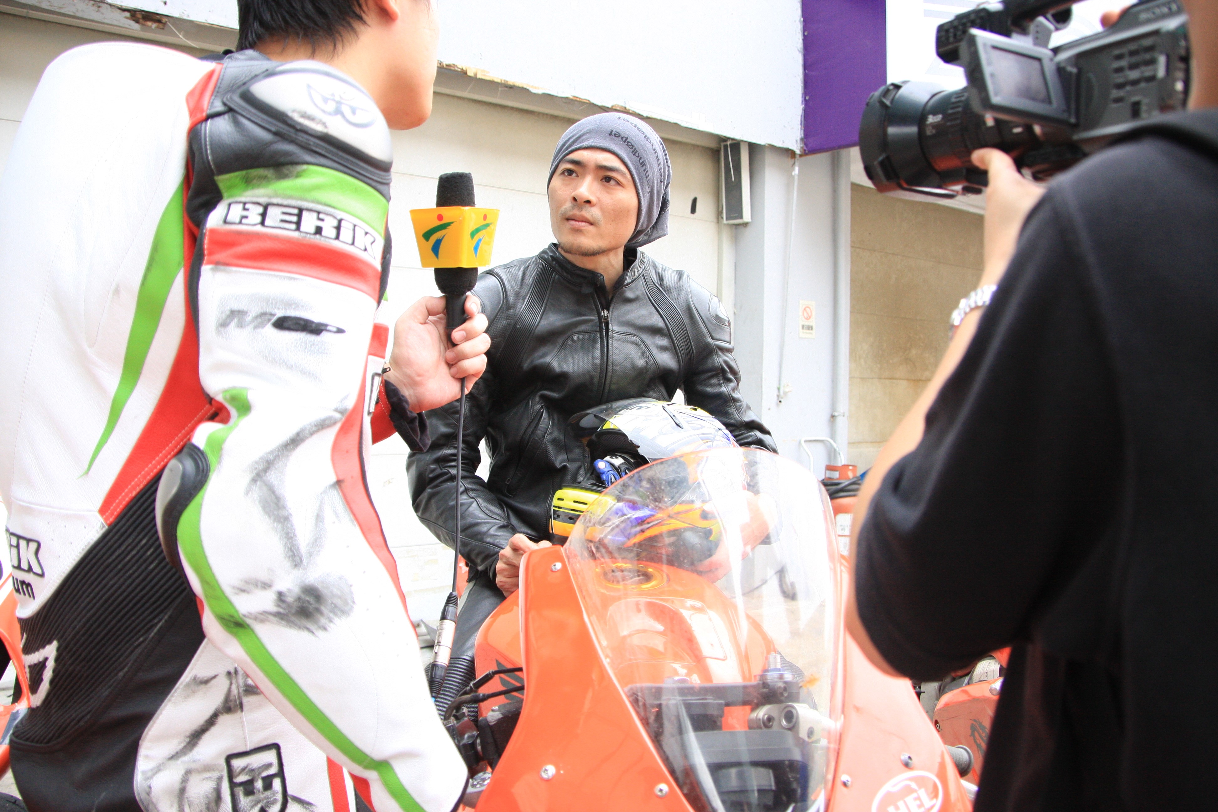 小丙讲古系列,小丙聊摩托