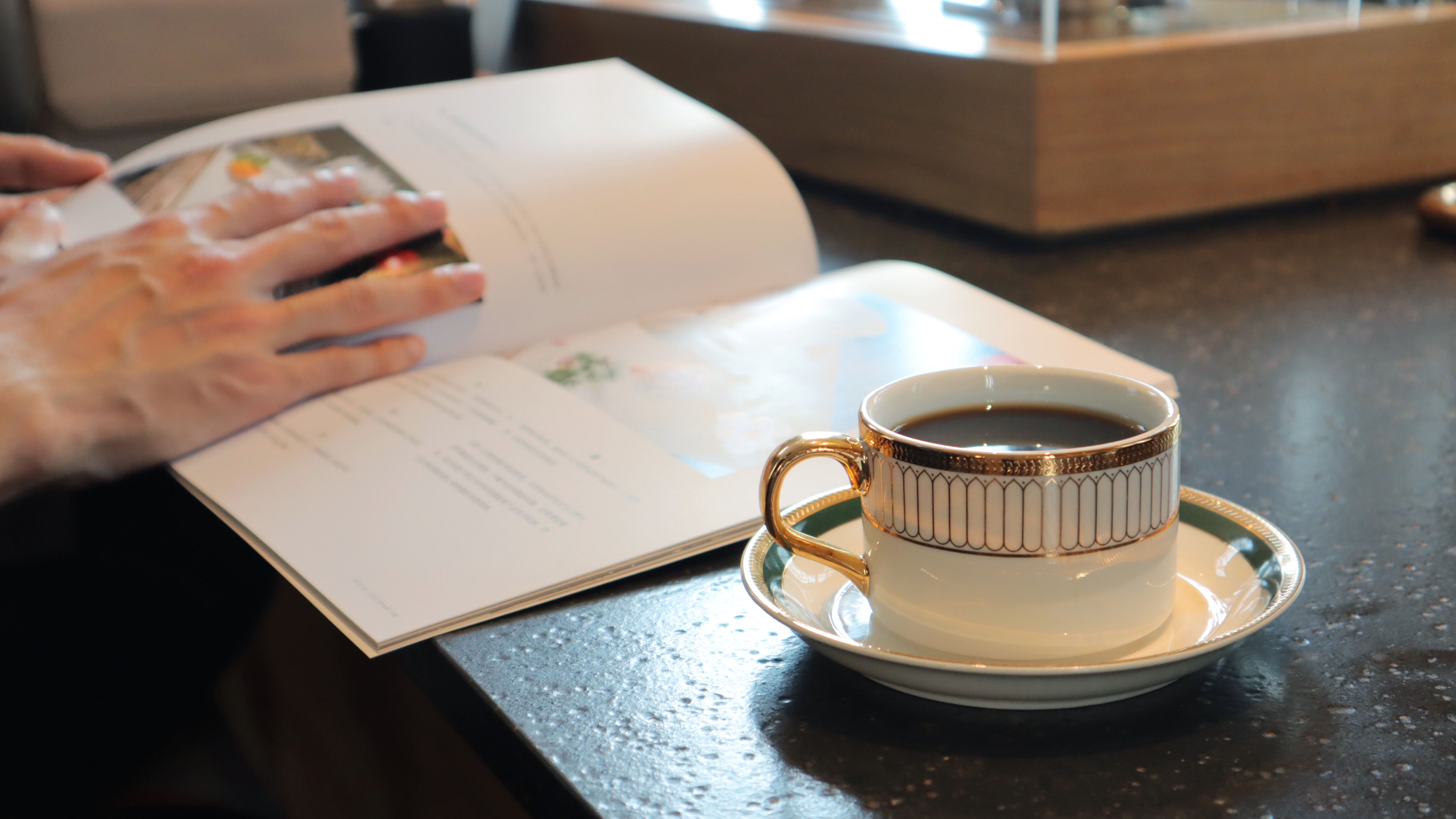 一杯咖啡，如何带给欧洲贵族仪式感？