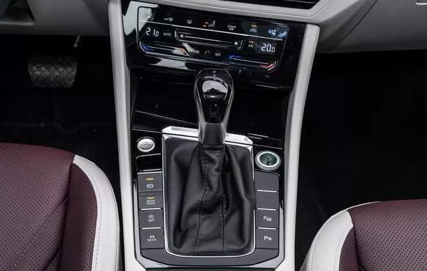 大众速腾新款2022落地价格,大众速腾新款20221.5t