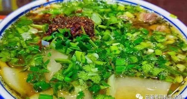 一碗香喷喷的牛肉面,一碗麻辣牛肉面的满足感