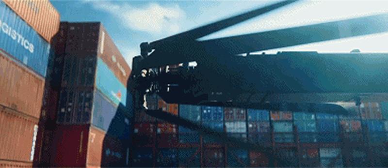 66岁高龄的成龙还能打，他才是披荆斩棘的《急先锋》