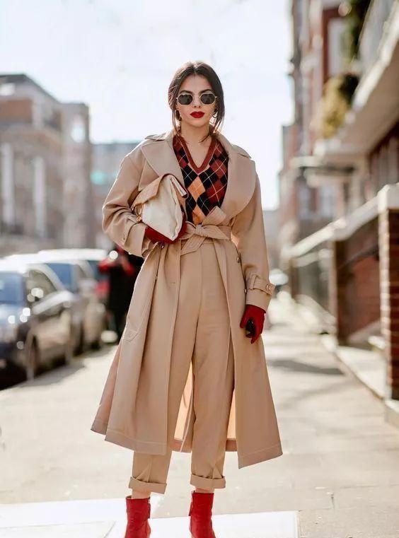 驼色大衣配色法则教你穿出高级感,暖驼色搭驼色大衣好看吗