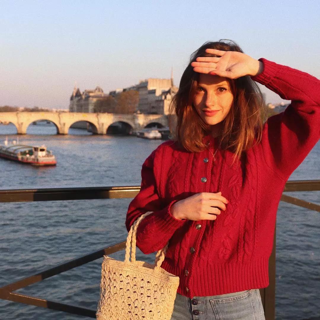 从圣诞穿到新年的衣服学生,从圣诞节穿到新年的小套装