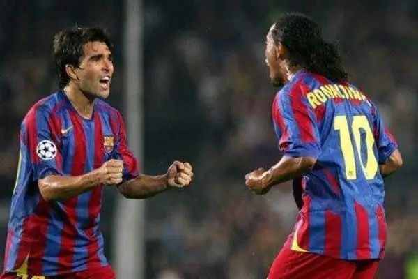 【足球推荐】小罗与梅西没有位置冲突巴西人离开让哈白走上前台