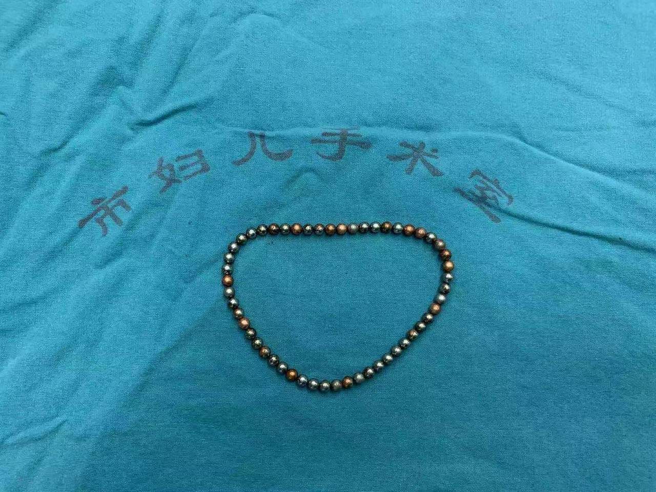 灏忓鎶婂反鍏嬬悆濉炶繘榧诲瓟,13宀佺敺瀛╄椋熷反鍏嬬悆