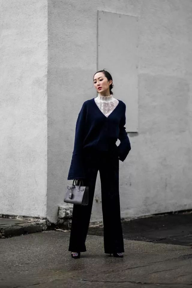 方领v领哪个更显瘦,超显瘦修身v领羊绒长款毛衣