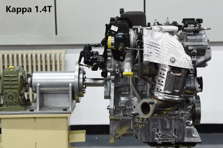 大众朗逸2017款和领动哪个好,现代领动2019款对比朗逸