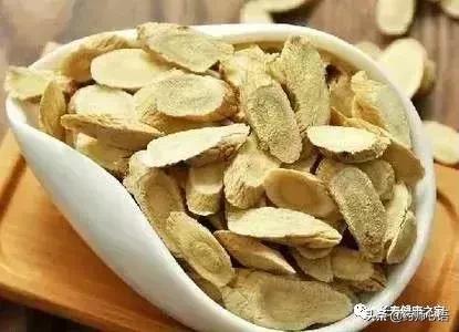 黄芪泡水喝六种人不能喝什么,黄芪泡水可用于哪些疾病