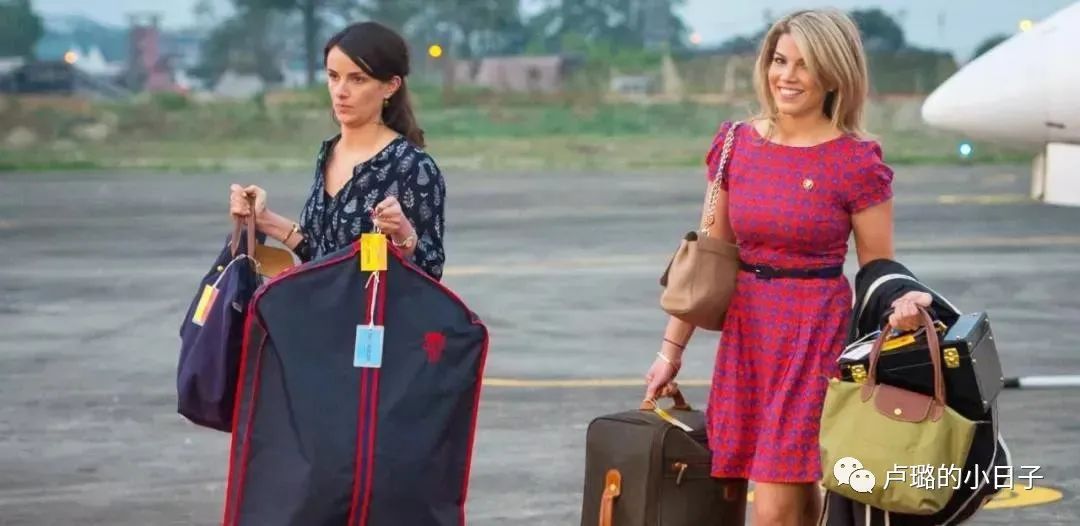 最有权势的德国总理天天背的千元包，这个法国的品牌到底多好用