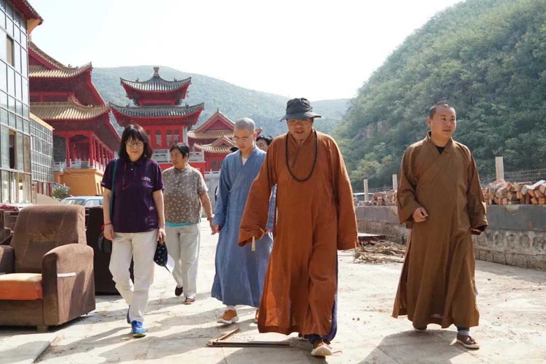 师父愿您一切安好,师父祝贺一切安好