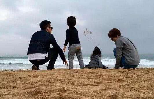 嗯哼空降《妻子3》,掉了一颗门牙还不认字,却会说“我收工了”