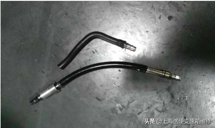 标致206怎么更换燃油泵,标致206冷冻油更换