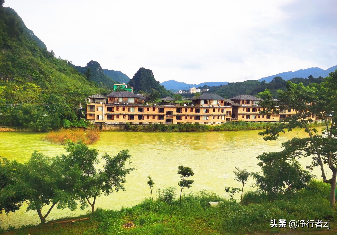 「原创」八桂寻宝（十六）巴马：镶嵌在大地上的草书