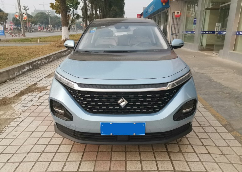 为二孩家庭打造的家用车，魔术座椅6、7座任选，8万多能买