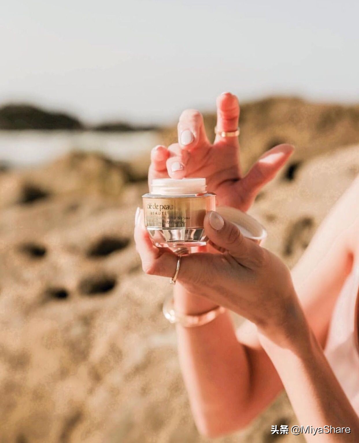 fresh古源面霜和希思黎黑玫瑰,资生堂面霜五合一测评