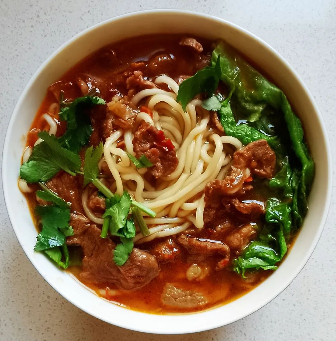 汤好喝羊肉汤面,羊肉汤面香