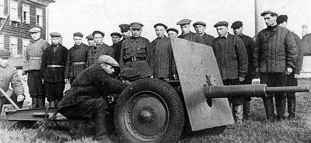 美国街头警匪枪战劫匪穿的防弹衣,警匪防弹衣