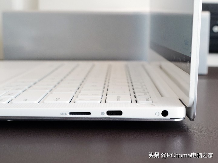 戴尔xps13全面展现大师级升维美学,戴尔xps13性能最强办公用笔记本