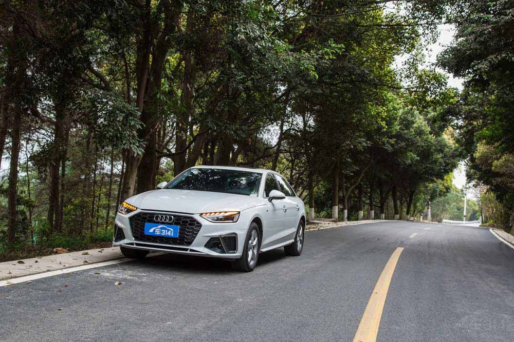 2022款奥迪a4l与2020款有什么区别,奥迪a4l2020款45tfsiquattro