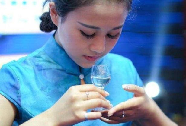 中国的老八大名酒怎么排名的,真正的中国四大名酒