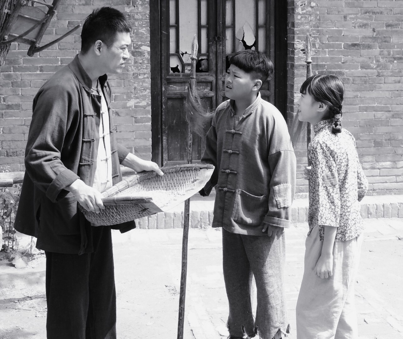 院线电影《*德朱**儿童团》热映儿童团长王子豪视岗位如命