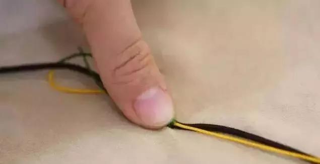 最容易学会的手串打结方法,小叶紫檀手串编绳打结