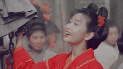 周慧敏穿搭港风,惊艳了90年代的港风周慧敏