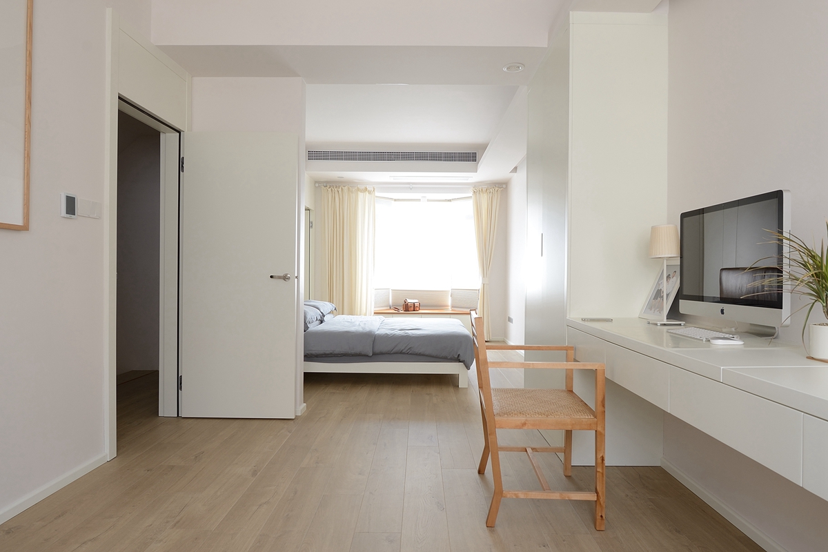 小城的生活简简单单普普通通,很向往学生时代的生活