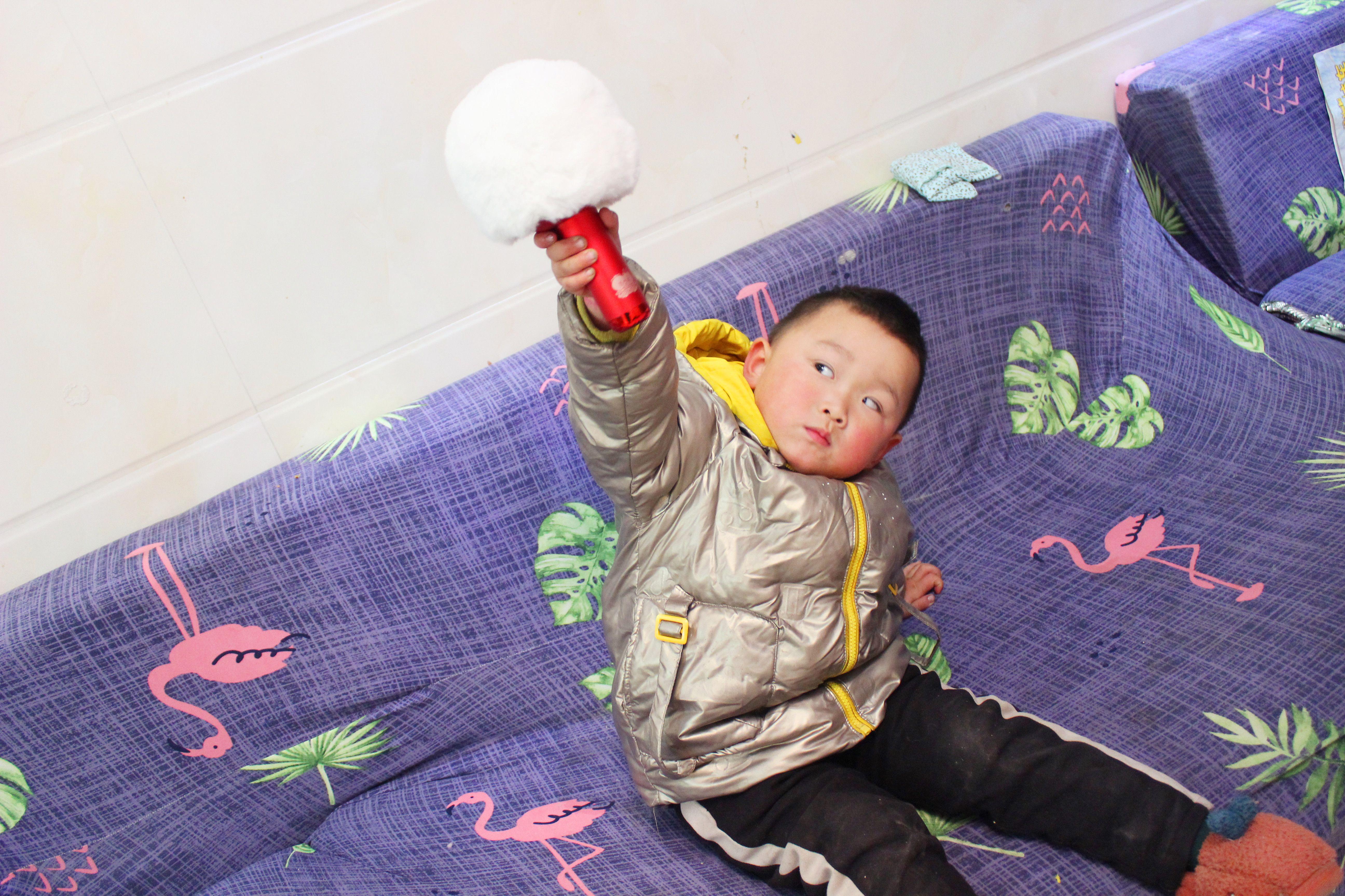 怎么样使用唱吧小巨蛋麦克风,唱吧小巨蛋精灵麦克风测评