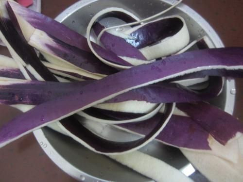 秋败茄子似毒药,老人们说秋茄有毒是真的吗