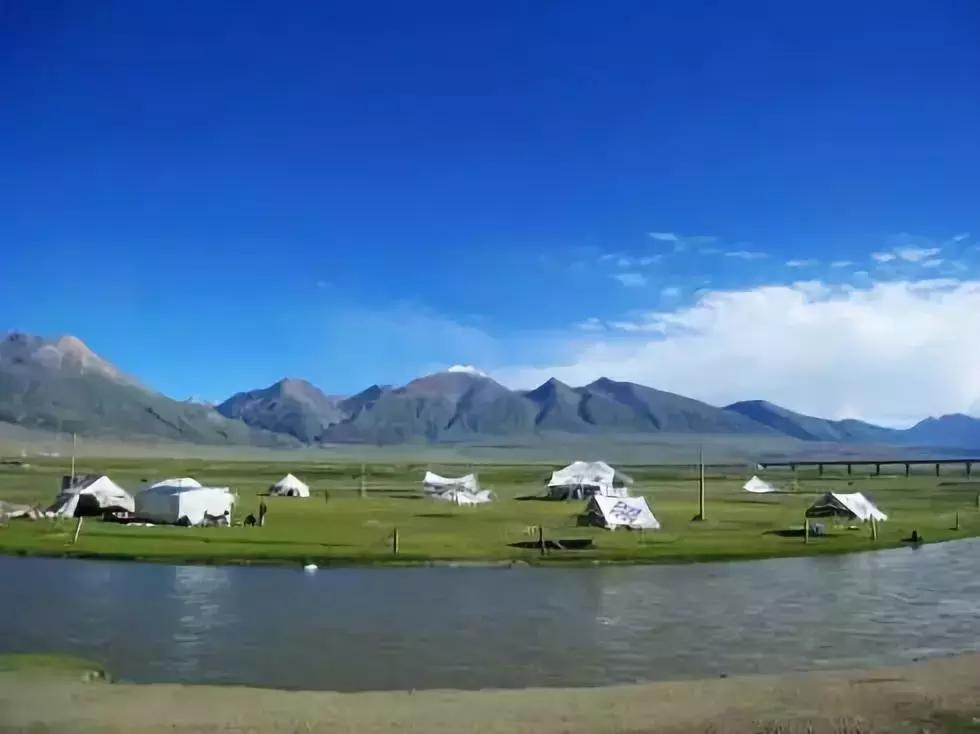 中国六十年代观影最多的电影,18年震撼中国十大瞬间