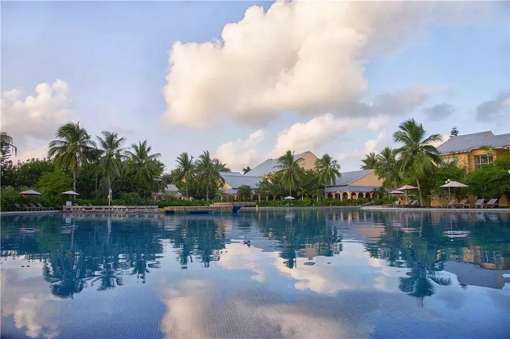 温泉季已到,这个元旦就来一场惬意的海南泡汤+逛吃之旅吧!