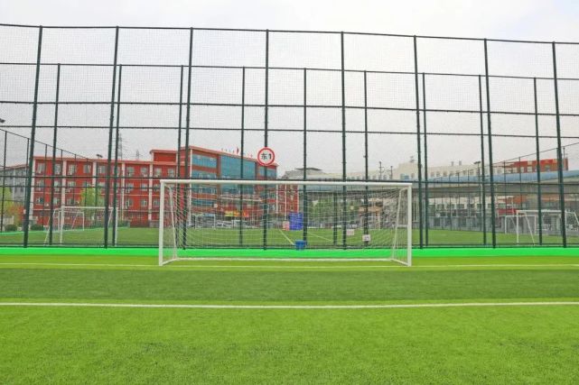 十八里店篮球馆开业,十八里店踢球