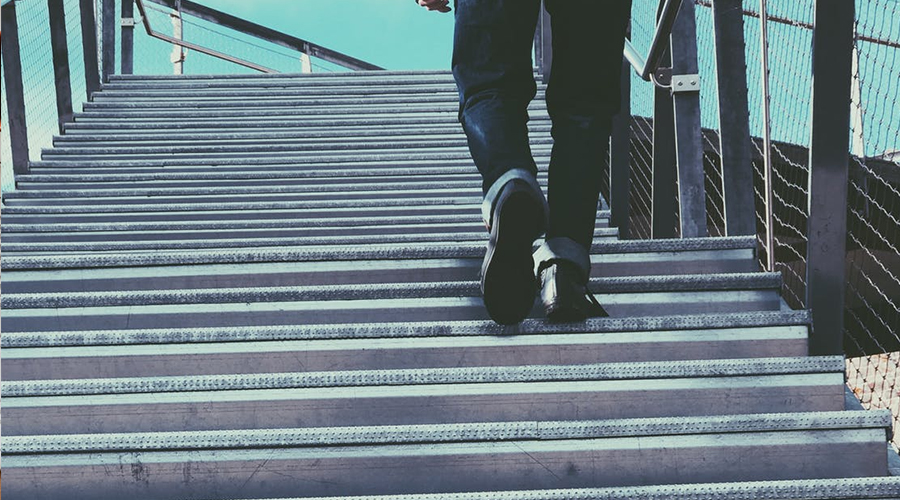 提现难不存在的！这家中信背书的互金企业，刚刚跻身德勤50强