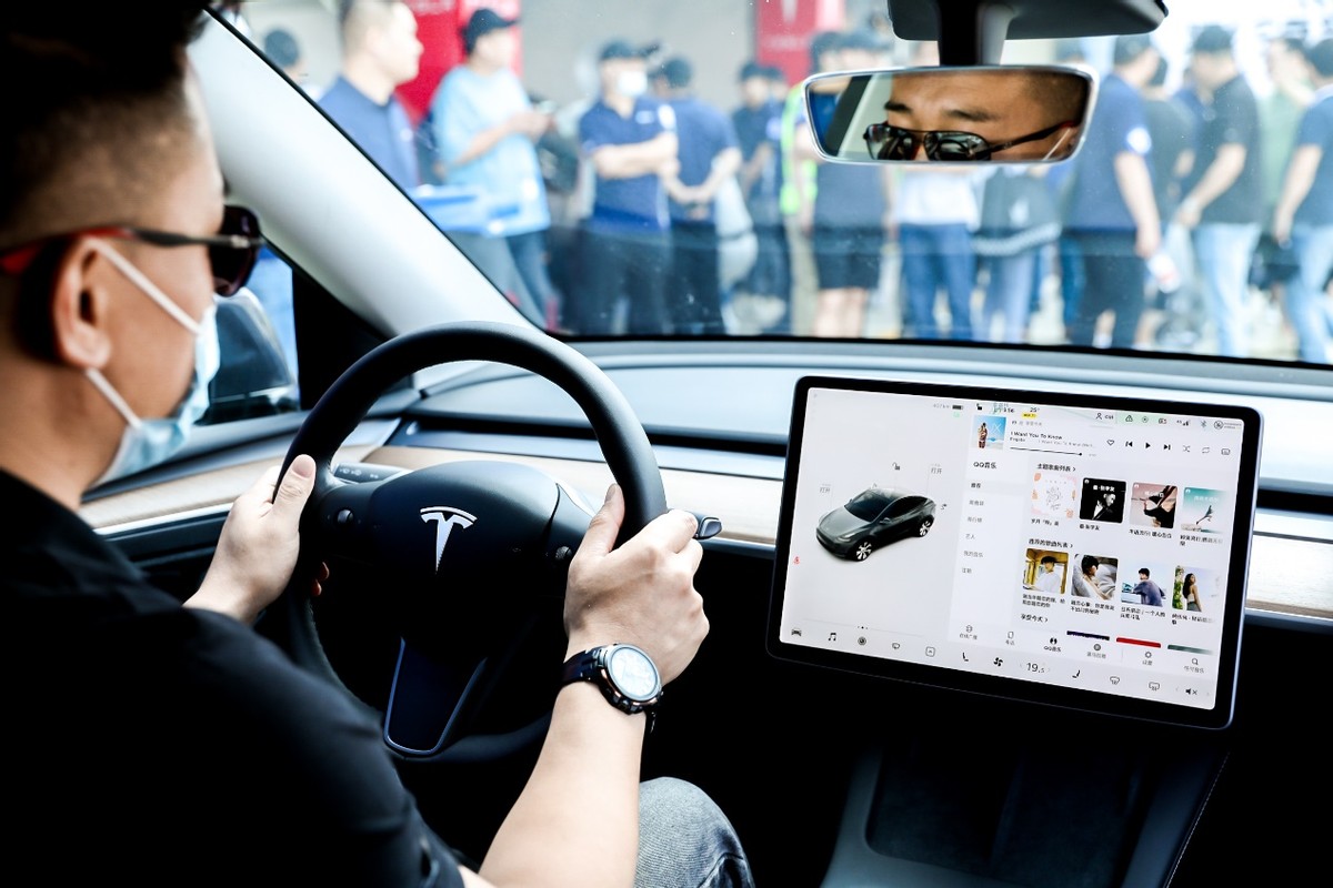 特斯拉model3p金港赛道圈速,金港特斯拉