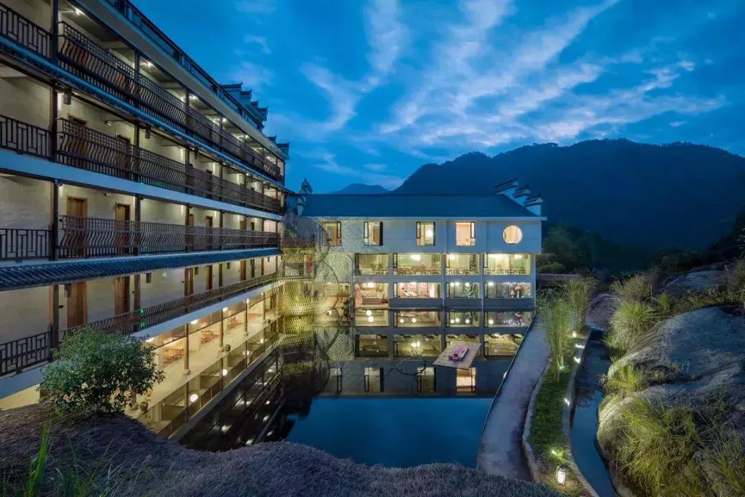 开民宿赚钱的老板,开民宿到底赚不赚钱